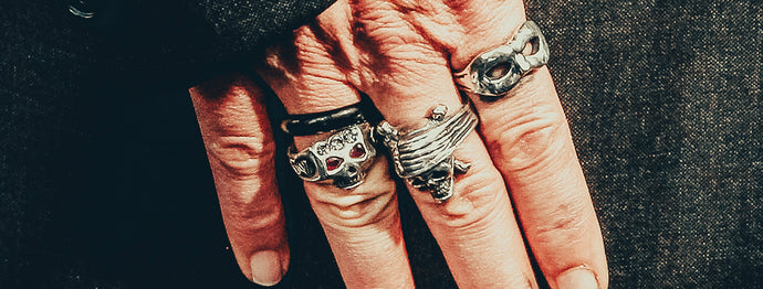 Guida agli anelli di Johnny Depp
